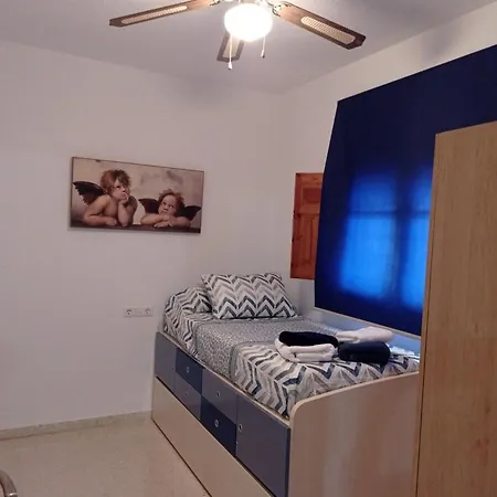 La Loma Del Viento Holiday home Belicena